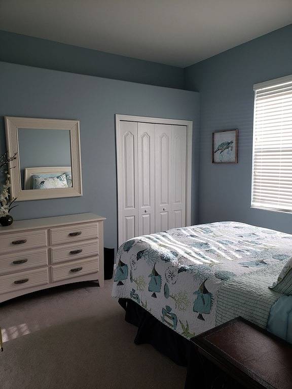 Vacation rental for 10 people, with terrace and yard as well as pool in Estero