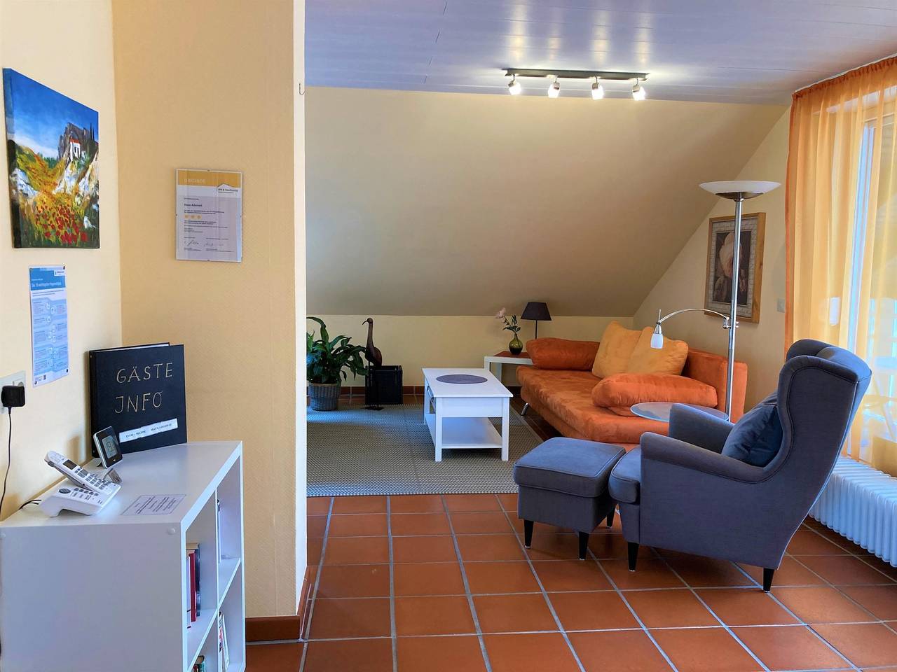 Apartamento vacacional entero, Holiday flat up to 2 persons in Ahrweiler, Bad Neuenahr-Ahrweiler
