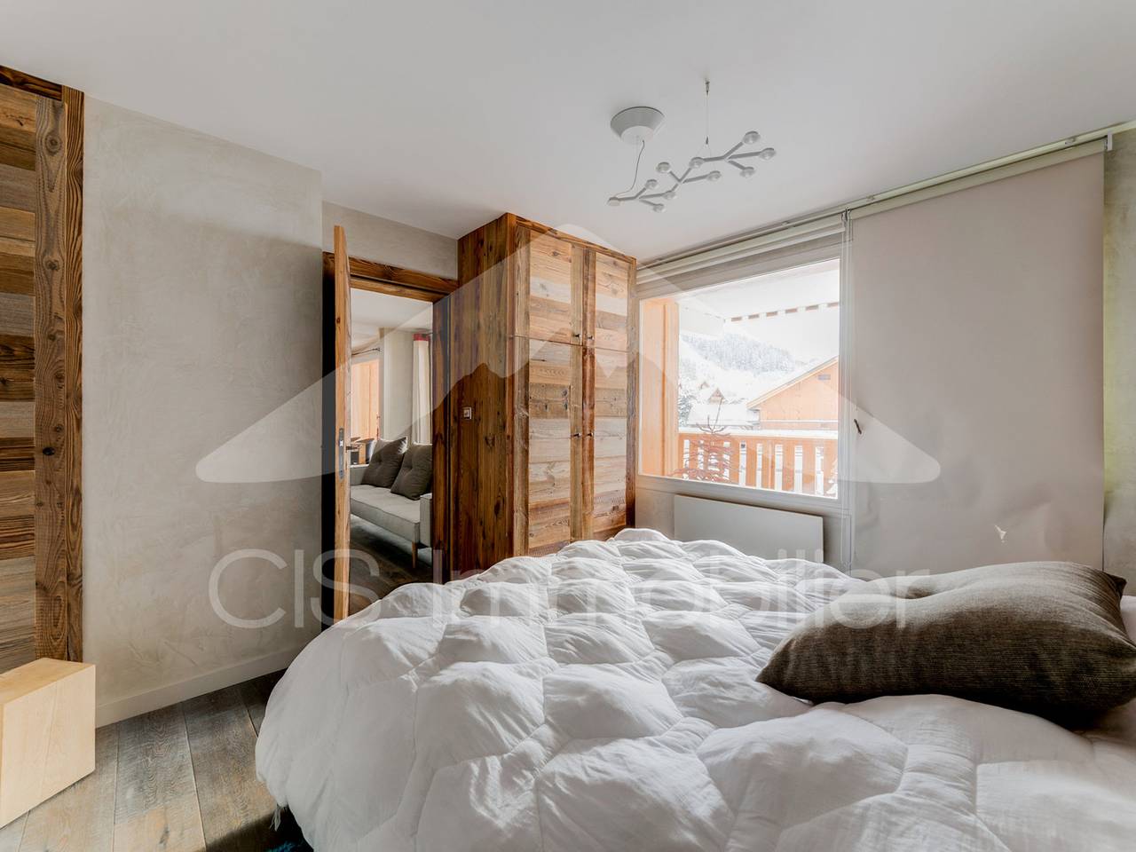 Appartement entier, Appartement 6 pièces rénové pour 10, centre Méribel, proche pistes, avec Wifi in Méribel, Les Allues