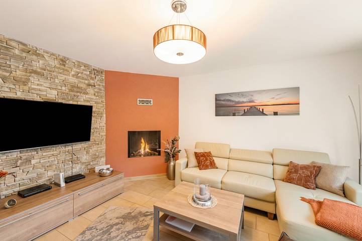 Appartement entier, Appartement 'Domizil Eden - Erdgeschoss' avec terrasse privée, jardin privé et Wi-Fi in Göhren-Lebbin, Fleesensee