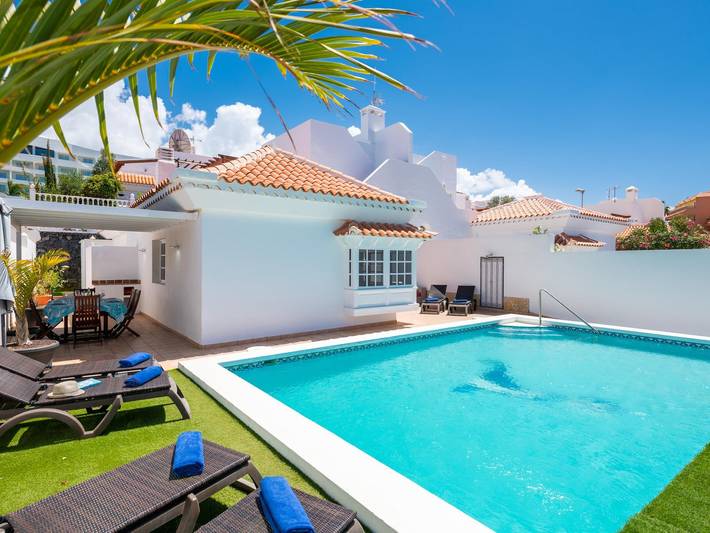 Maison de vacances pour 6 personnes, avec Terrasse ainsi que Jardin et Piscine à Playa de la Enramada