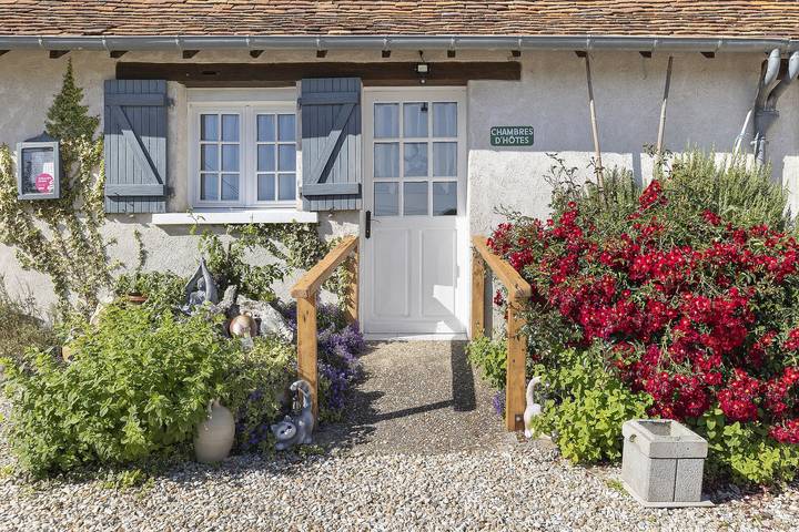 Chambre d’hôtes « La Ferme Des Bigornes - Cheval » avec terrasse, jardin partagés et Wi-Fi in Châtillon-sur-Indre, Région de Châteauroux