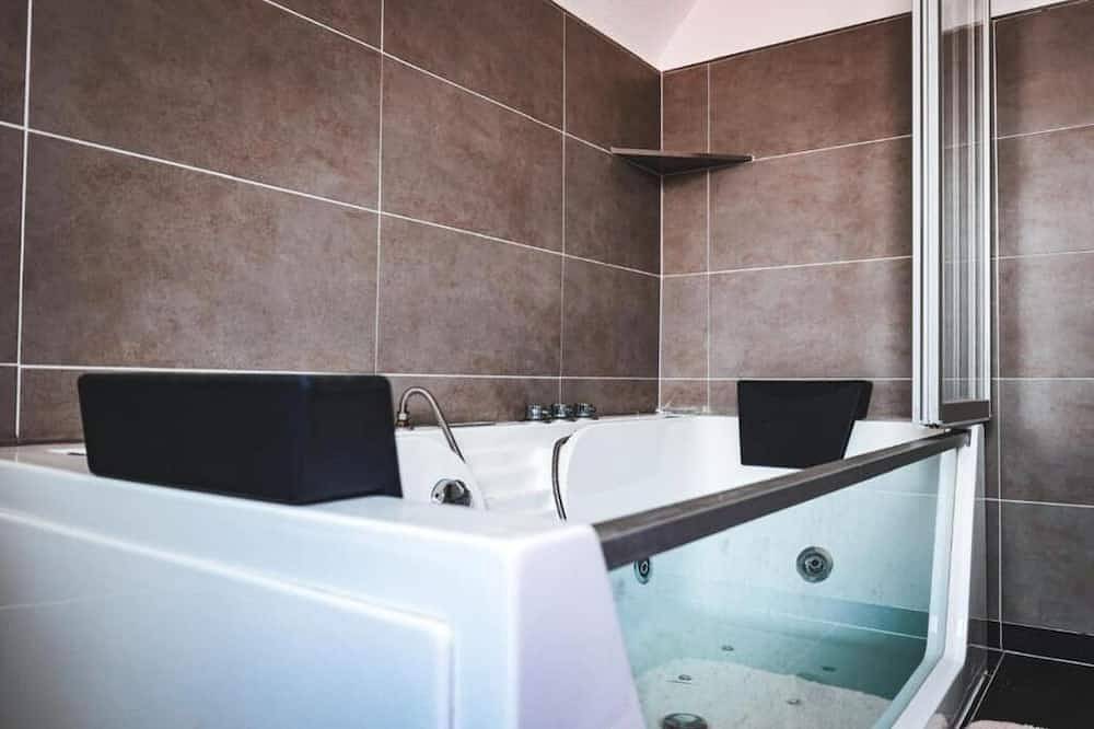 Ganze Wohnung, Bibo City Apartment 1 in Jöllenbeck, Bielefeld