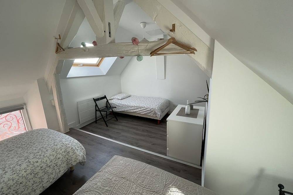 House F3-6 beds-7 persons- Ô meublé de Pithiviers in Pithiviers, Región de Pithiviers