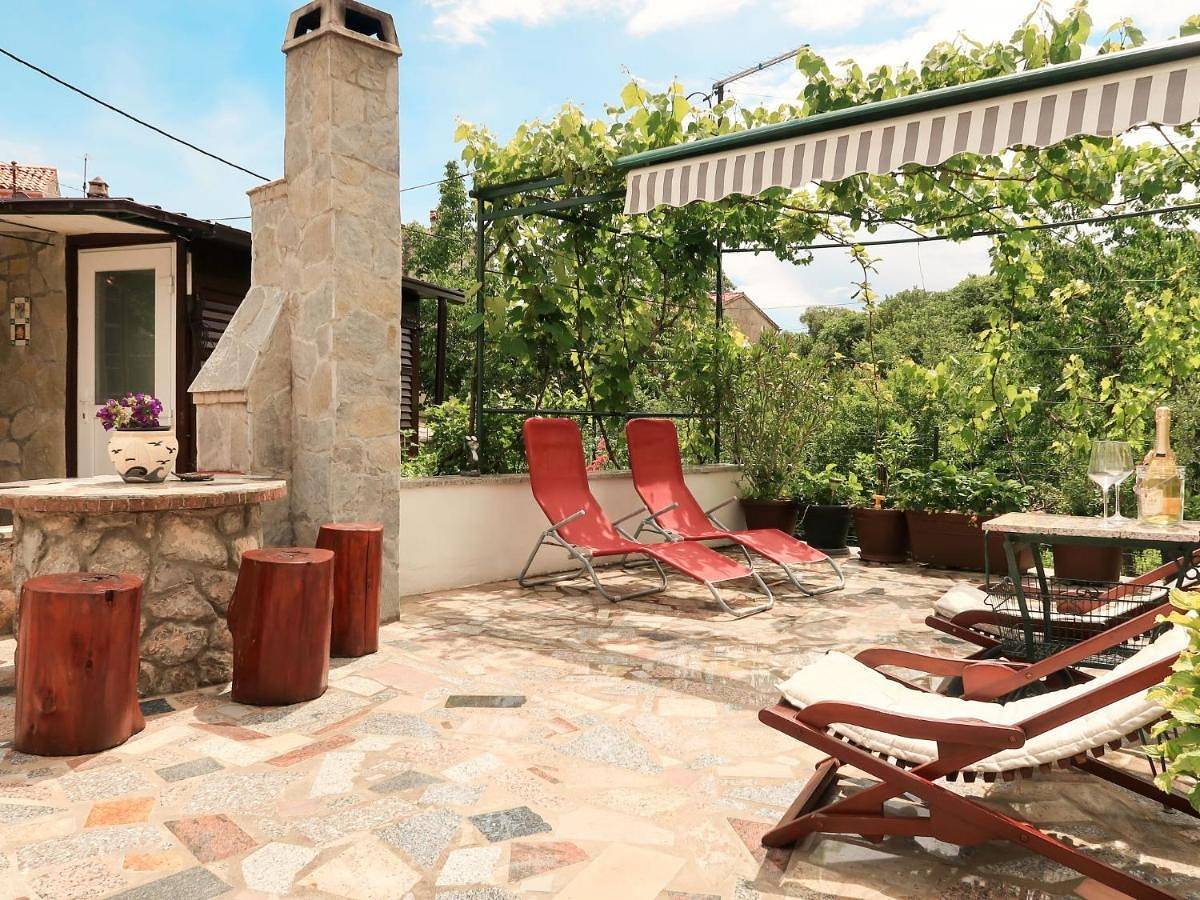 Holiday Home Margeta - Krk245 in Lakmartin, Krk