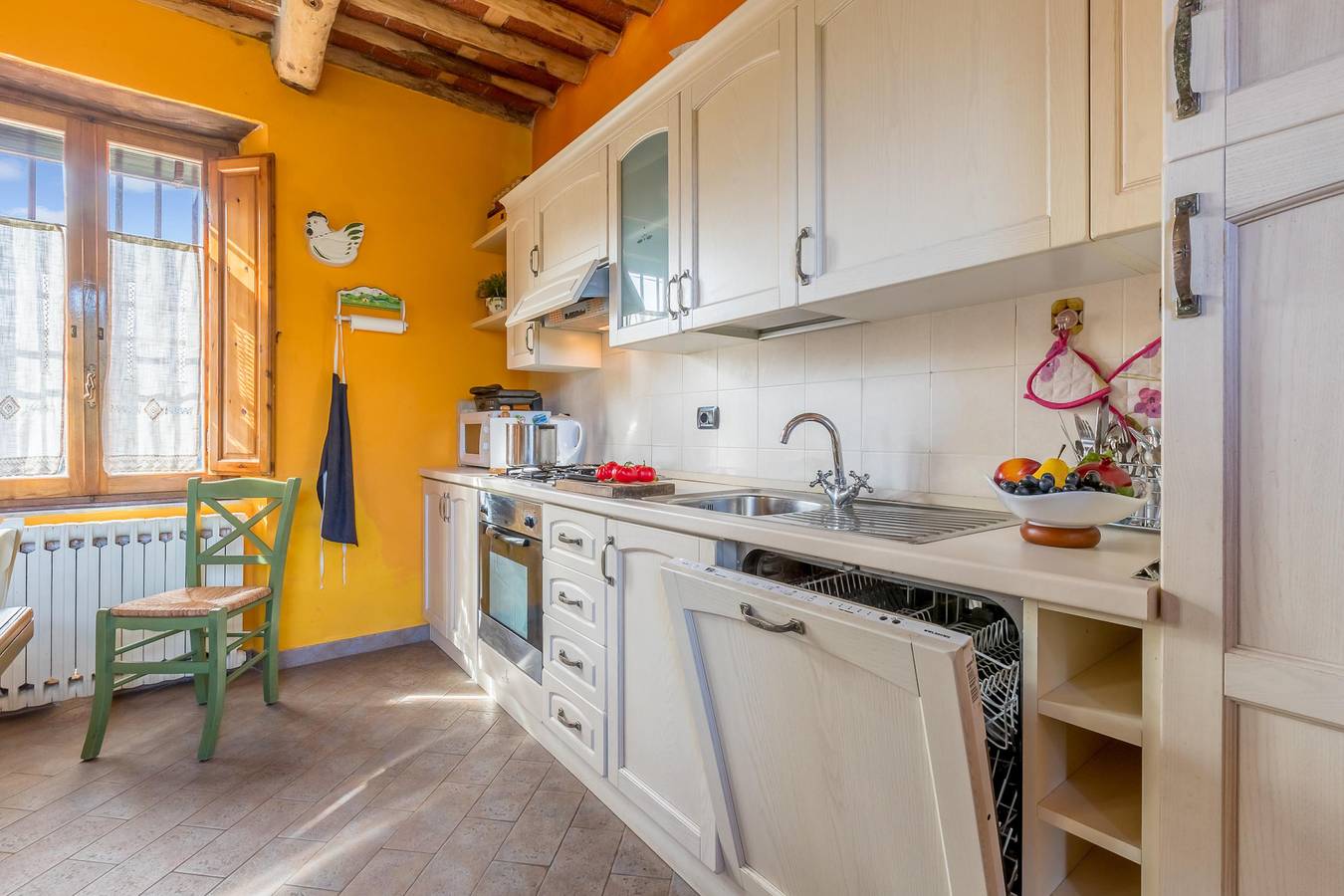 Casale Geniva with private pool in Massarosa, Riviera Toscana