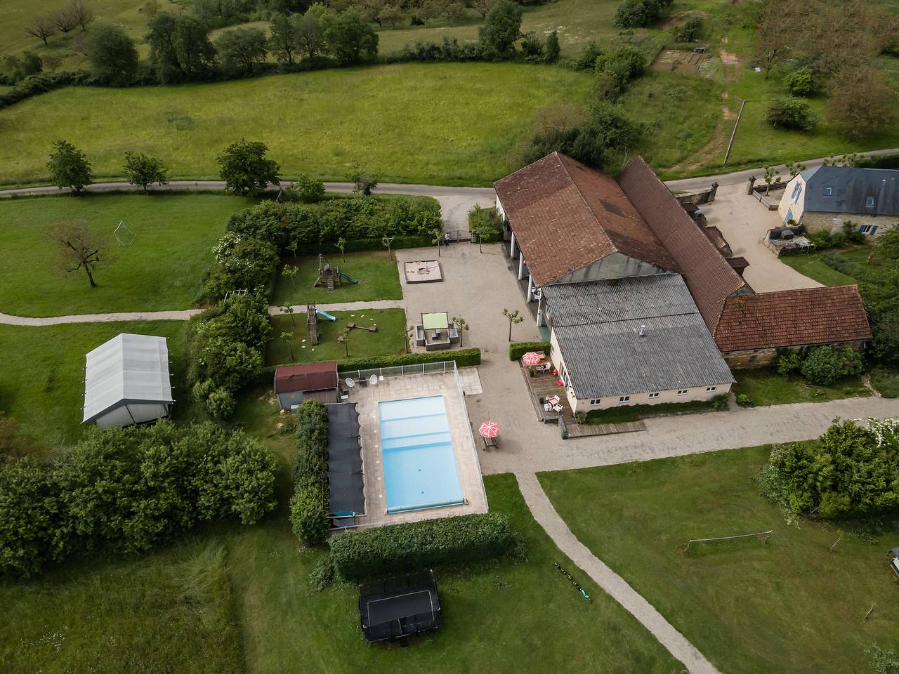 'Gîte La Mauratie' avec piscine partagée, terrasse privée et Wi-Fi in Paulin, Périgord Noir