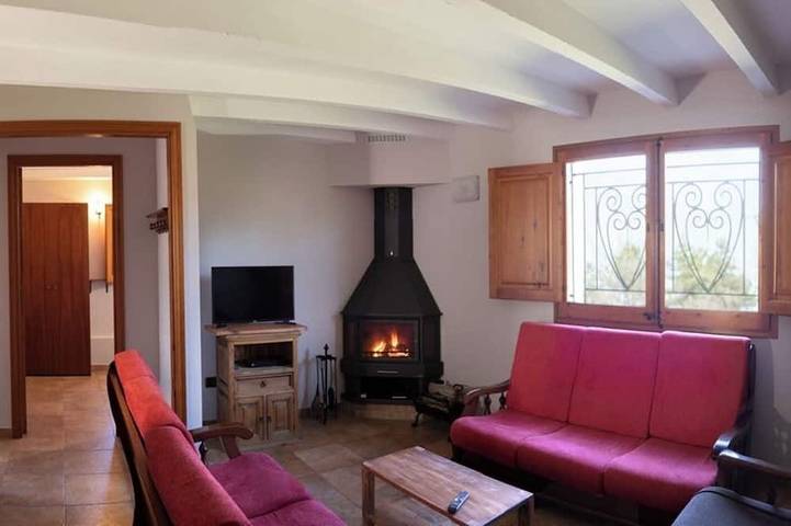 Erfreut sich einer natürlichen Umgebung in einem schönen Landhaus in Olius, Comarques centrals