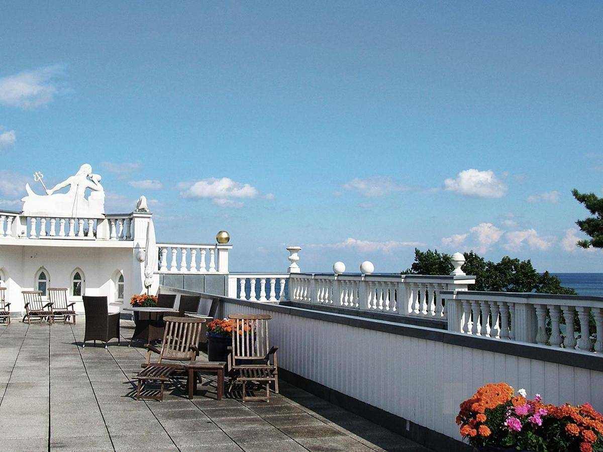Villa Sirene, App 02 - direkt am Strand in Ostseebad Binz, Binz