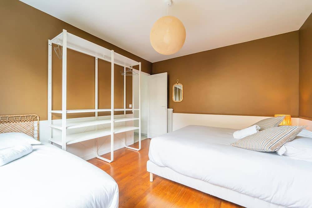 Villa 8 Chambres/15 Lits - 20 min Paris Centre in Aulnay-sous-Bois, Seine-Saint-Denis