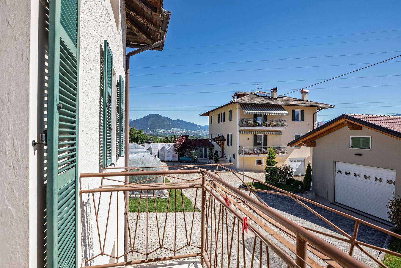 Appartamento intero, Appartamento 'Melax' con vista sulle montagne, giardino privato e balcone in Tassullo, Ville d'Anaunia