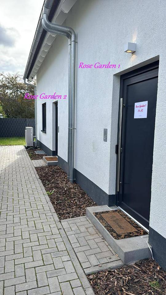 Three-Bedroom House in Offenbach am Main, Offenbach