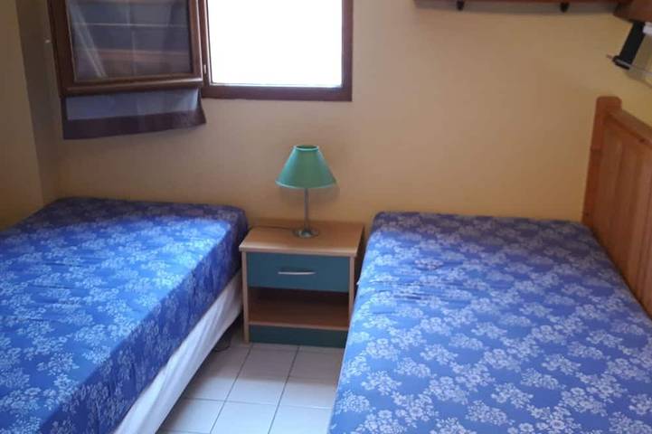 Location de vacances pour 4 personnes, avec balcon et piscine dans Plage Mateille - 4