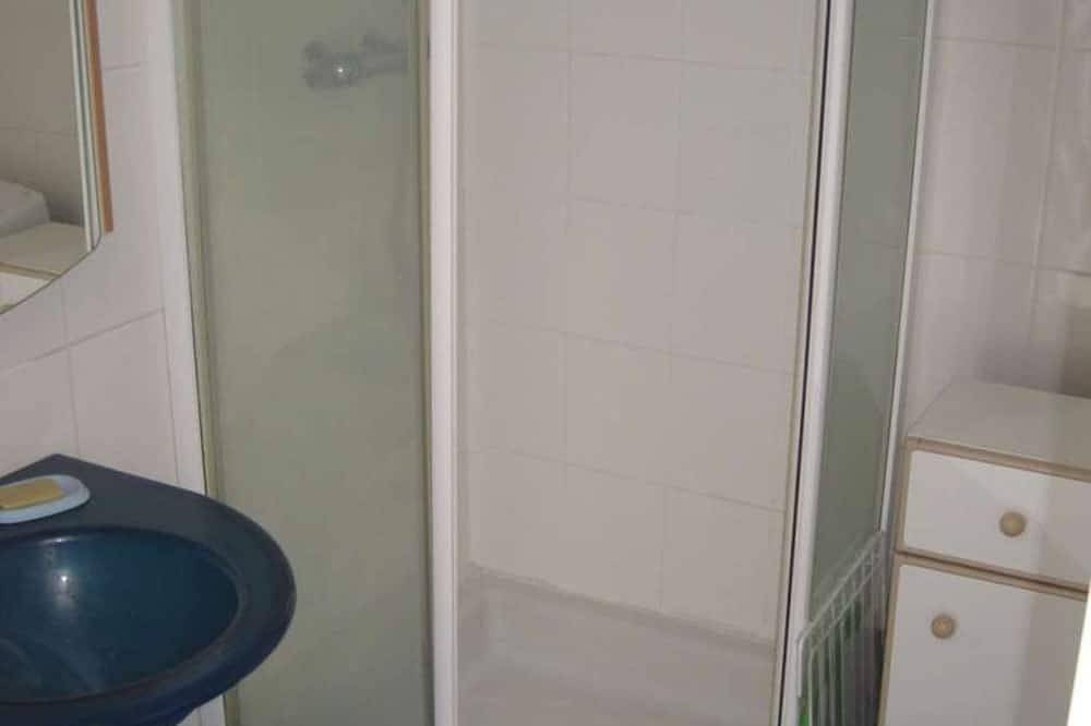 Entire apartment, Studio with beautiful sea view Exceptional 50m From The Beach Without Opposite in Bénodet, Quimper region