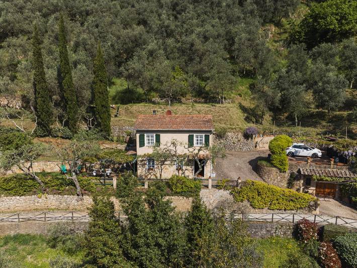 Ferienhaus für 4 Personen, mit Terrasse und Garten sowie Seeblick und Ausblick in Camaiore - 2