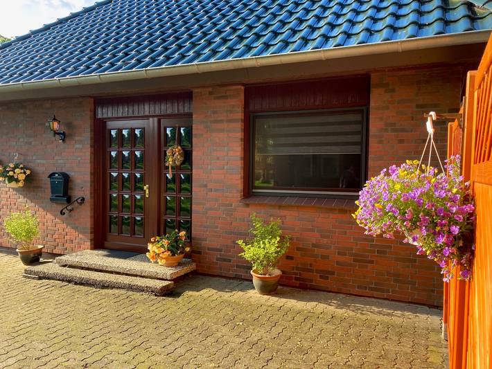 Holiday Home 'Lisa' with Private Terrace, Private Garden and Wi-Fi in Wolmersdorf, Kreis Dithmarschen