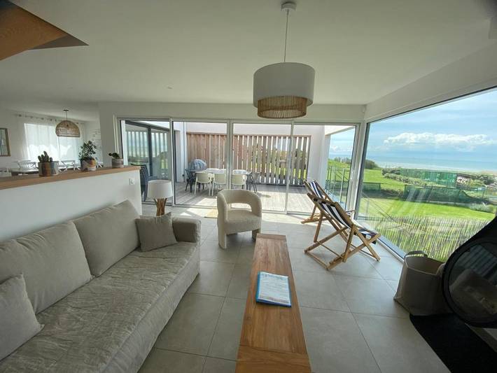 Chambre d’hôte pour 2 personnes, avec jardin ainsi que vue et terrasse à Sangatte