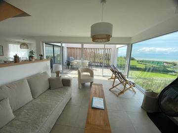 Chambre d’hôte pour 4 personnes, avec terrasse et jardin à Sangatte