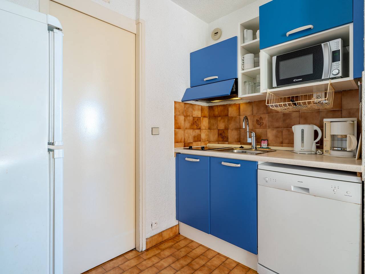 Entire studio, Studio for 6 with Wi-Fi and sea view in Roquebrune-Cap-Martin in Roquebrune-Cap-Martin, Mediterranean Coast (France)