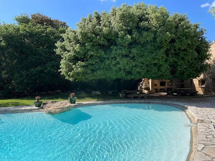 Location de vacances pour 11 personnes, avec jardin et piscine à Rognes - 3