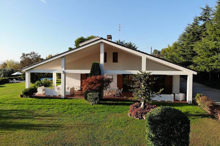 Villa für 17 Personen, mit Garten - 1