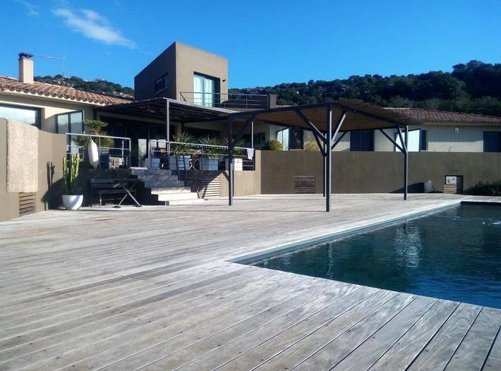 Chambre d’hôte pour 2 personnes, avec Terrasse et Jardin ainsi que Piscine et Vue à Porto-Vecchio