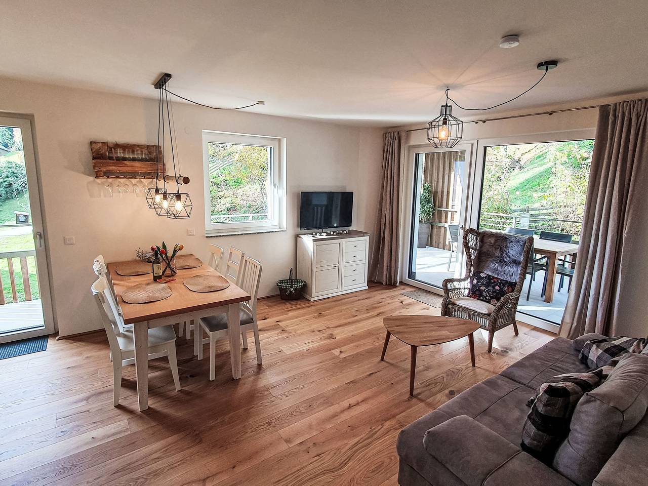 Geheel appartement, Edelbach Deluxe 1 in Treffen, Gerlitzen
