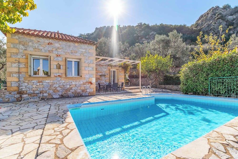 Villa Palataki Iii - Ein Schlafzimmer Villa, Schläft 2 in Kardamyli, Messenien