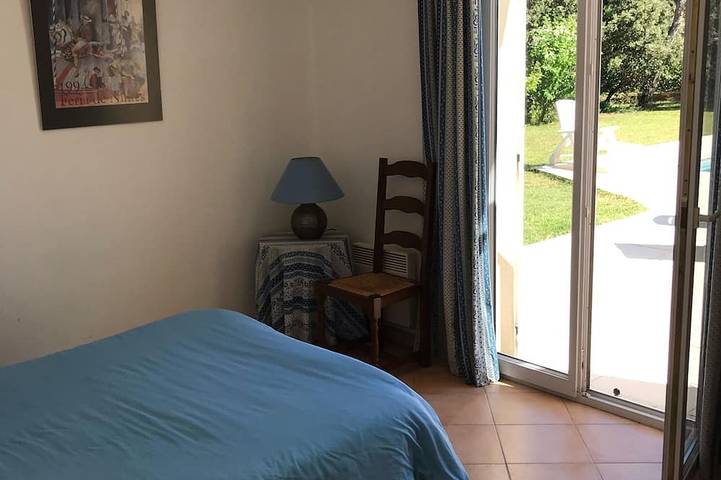 Location de vacances pour 6 personnes, avec terrasse et jardin, animaux acceptés à Saint-Siffret - 4