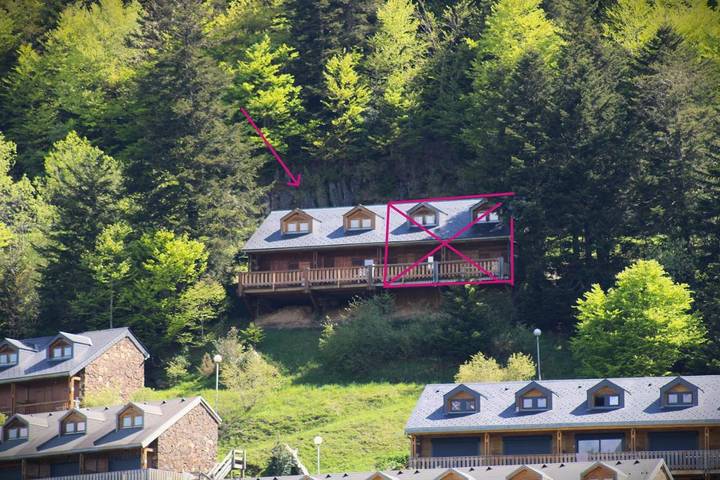Maison pour 8 personnes, avec Terrasse ainsi que Piscine et Vue dans Guzet-Neige