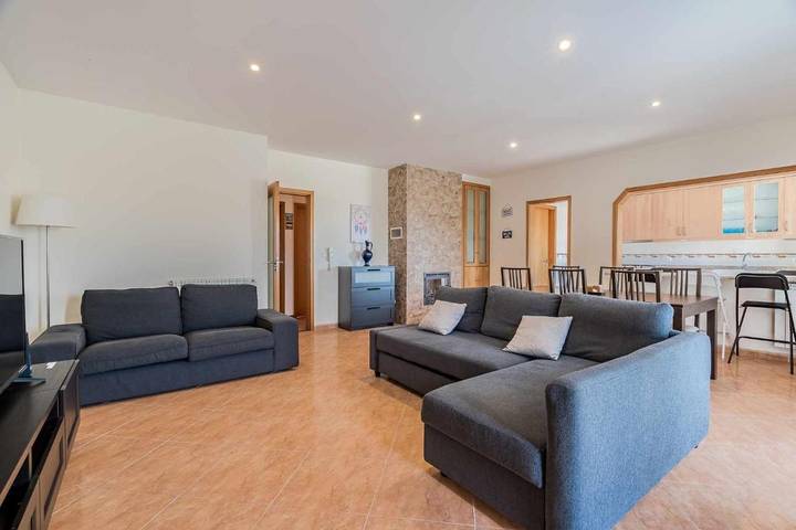 Location de vacances pour 6 personnes, avec piscine ainsi que jardin et vue, animaux acceptés dans Vila Verde - 2