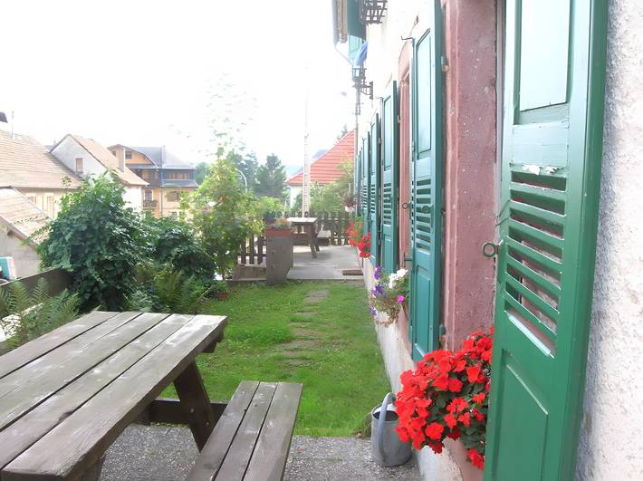 Chambre d'hôtes 'Chambre Familiale' avec vue sur la montagne, terrasse partagée et Wi-Fi in Thannenkirch, Parc naturel régional des Ballons des Vosges