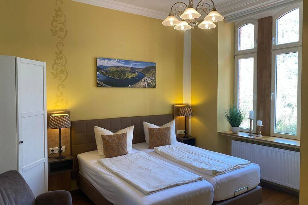 Ganze Wohnung, Einzelzimmer Standard (Hohenzollern) - Hotel Haus Hohenzollern/Haus Ambiente in Bad Bertrich, Traben-Trarbach und Umbegung