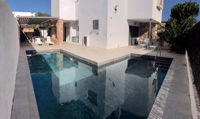 Gîte pour 6 personnes, avec jardin et piscine dans El Campillo De Rodalquilar