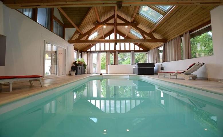 Maison de vacances pour 10 personnes, avec terrasse et piscine - 1