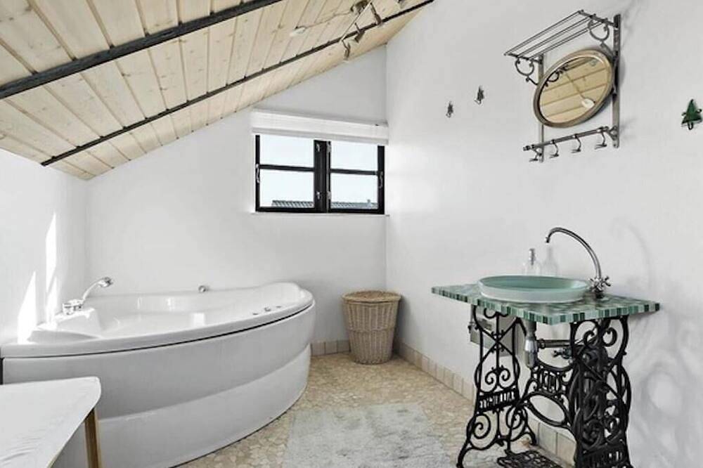 2 bedroom accommodation in Karrebæksminde in Karrebæksminde, Enø