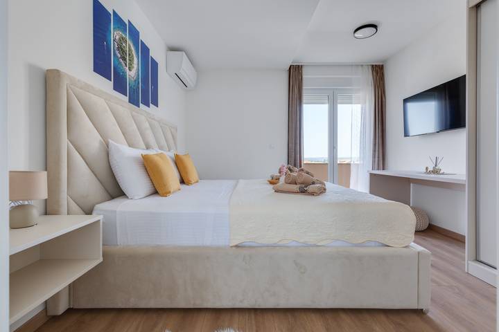 Villa pour 8 personnes, avec jardin et piscine à Biograd na Moru - 4