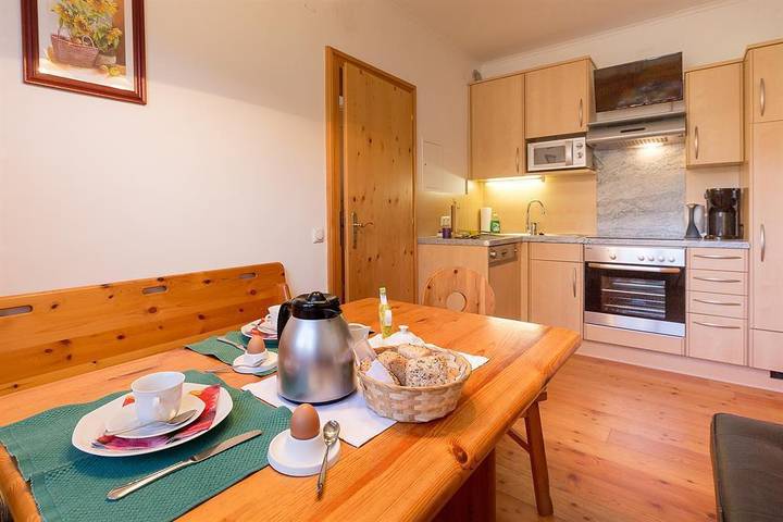 Bauernhaus für 4 Personen, mit Ausblick und Seeblick sowie Garten, kinderfreundlich in Kärnten - 4