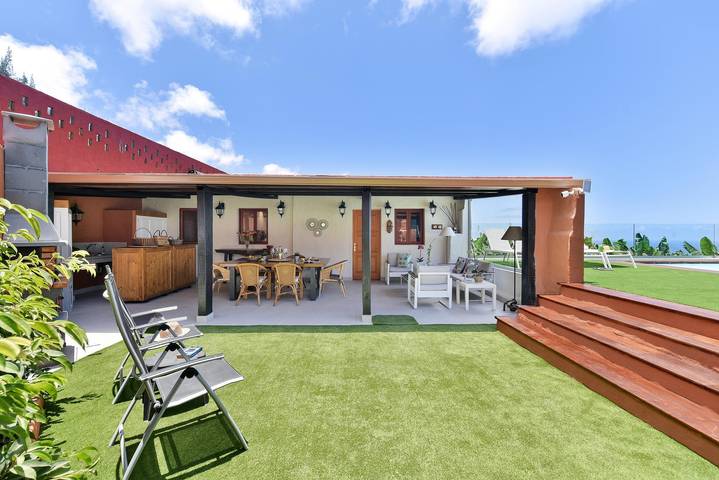 Villa pour 6 personnes, avec terrasse et jardin - 1