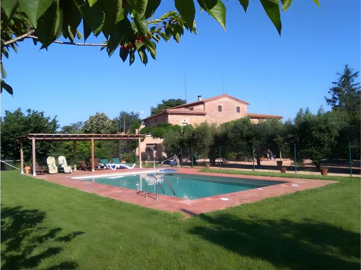 Casa rural para 4 personas, con Jardín en Serra de Daró