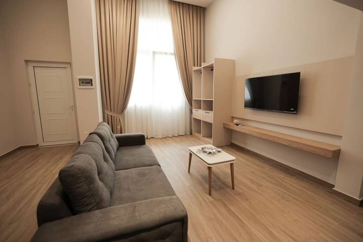 Ganze Wohnung, Ferienwohnung für 4 Personen in Durrës, Albanien