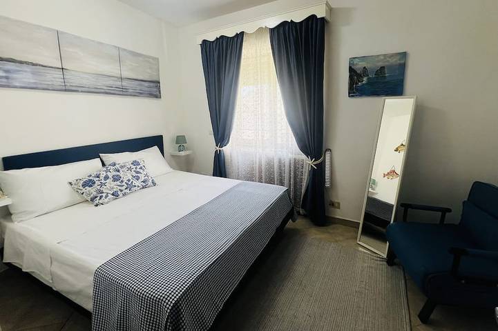 Ganze Wohnung, In the center,10 minutes to the beach.Pet friendly in Anacapri, Neapel Provinz