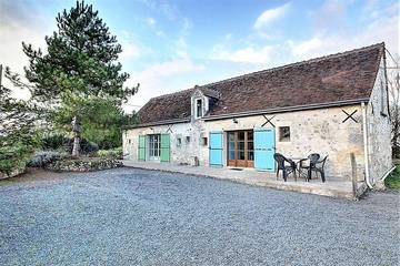 Gîte pour 6 personnes, avec jacuzzi et sauna ainsi que terrasse et jardin à Le Petit-Pressigny