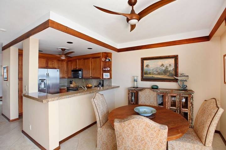 Beach rental for 4 people, with hot tub and balcony in Kauai