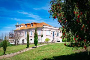 Gîte pour 2 personnes, avec jardin ainsi que bassin pour enfant et piscine dans Serra De El Rei