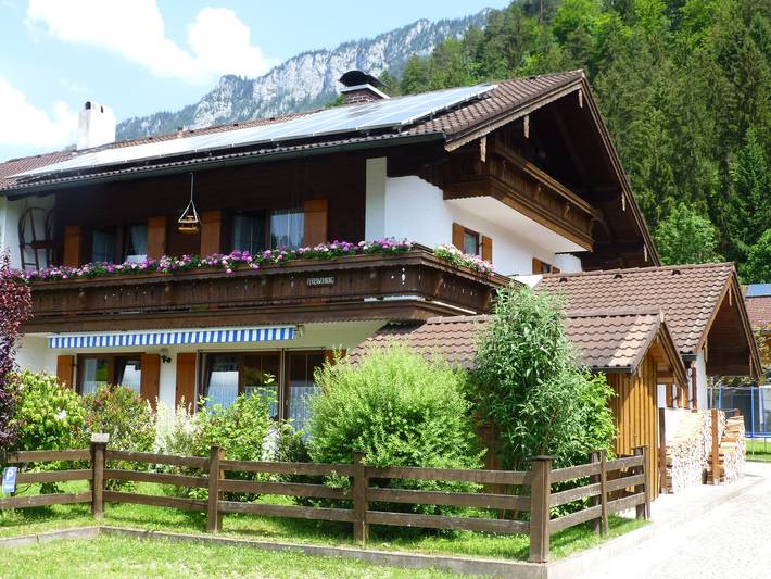 Ferienwohnung für 4 Personen, mit Terrasse und Garten