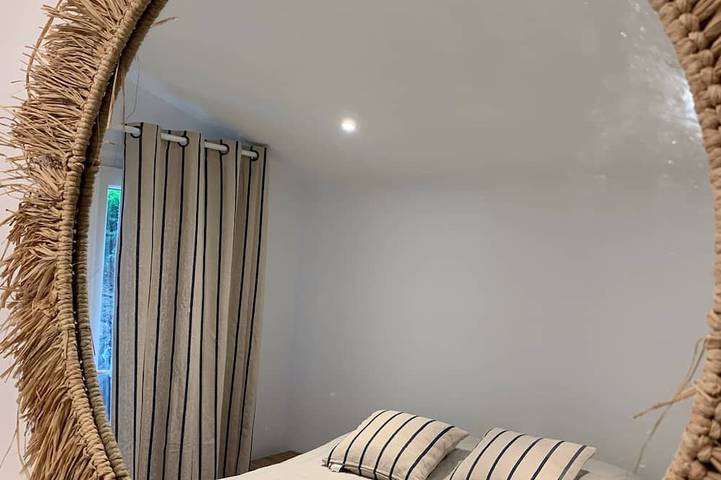 Location de vacances pour 9 personnes, avec jacuzzi ainsi que jardin et terrasse dans Plage des Sables-Vignier - 3