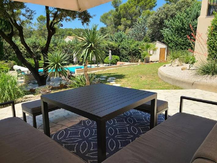 Location de vacances pour 6 personnes, avec vue ainsi que balcon et piscine à Saint-Clément-de-Rivière - 3