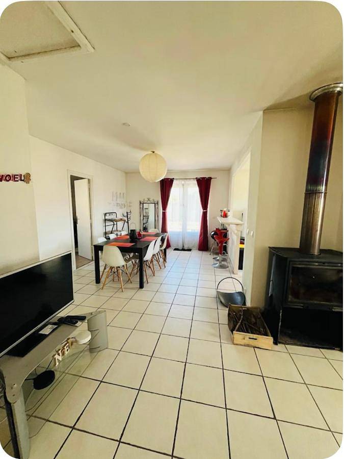 Appartement de vacances pour 8 personnes, avec Balcon et Terrasse ainsi que Jardin et Vue à Oloron-Sainte-Marie