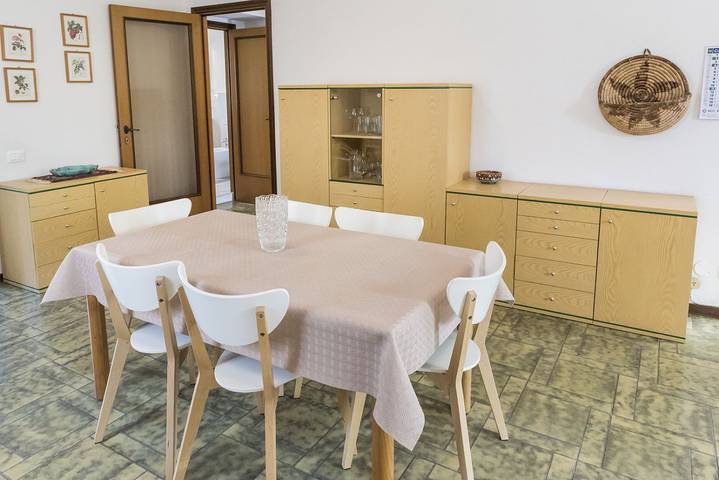 Ganze Wohnung, A28 - Poggio, large three-room apartment with porch in Monte Conero, Ancona